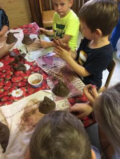 Výroba keramiky v mateřské školce  5.11.2021