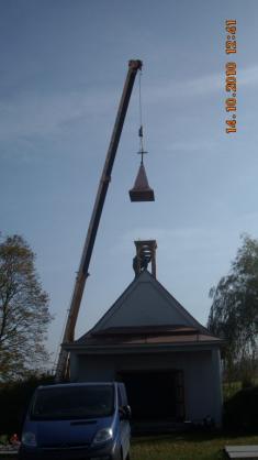 Montáž věže a&nbsp;zvonu - říjen 2010